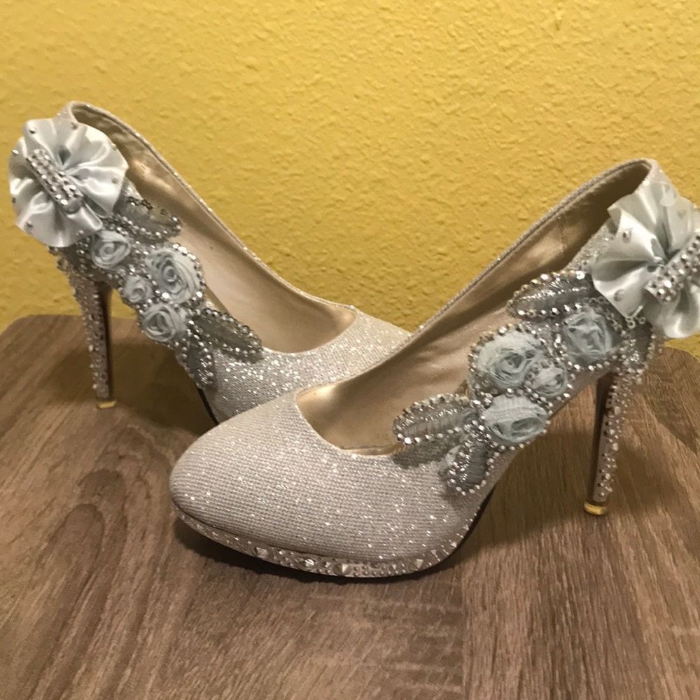Baby Blue Sparkles!